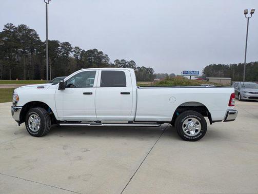 2024 RAM 2500 Tradesman Crew Cab 4x4 8' Box
