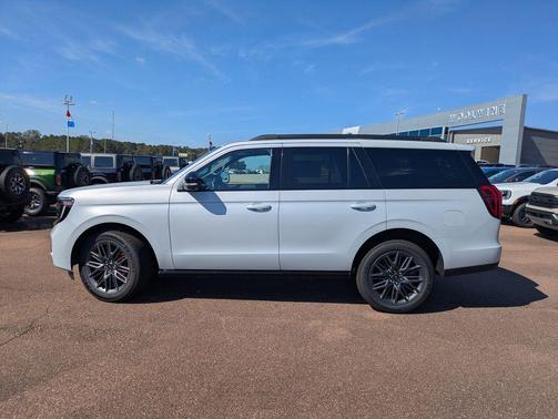 2025 Ford Expedition Platinum