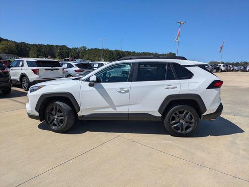 2024 Toyota RAV4 Adventure