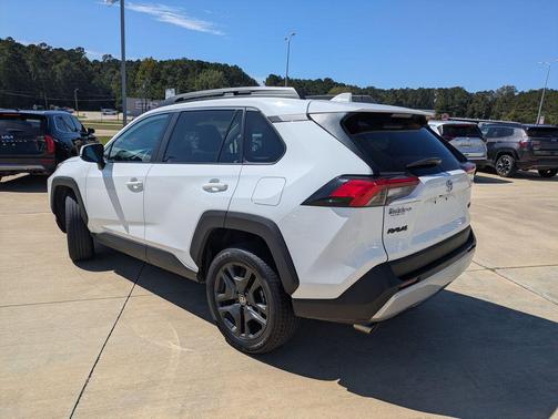 2024 Toyota RAV4 Adventure