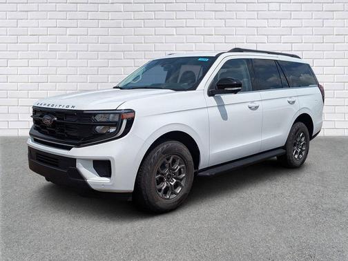 Oxford White 2026 Ford Expedition Active