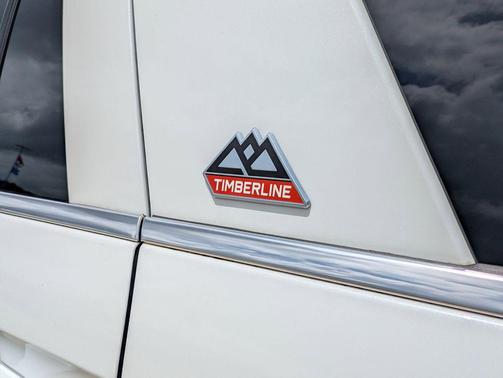 Star White Metallic Tri-Coat 2022 Ford Expedition Timberline