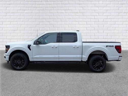 Oxford White 2026 Ford F-150 XLT