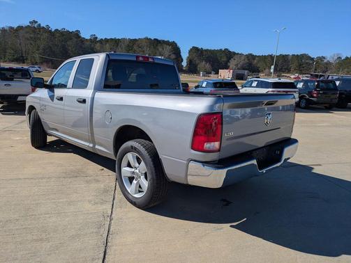 2024 RAM 1500 Classic SLT