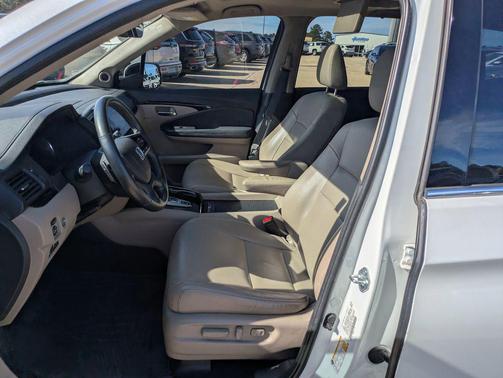 2021 Honda Pilot Touring 8-Passenger