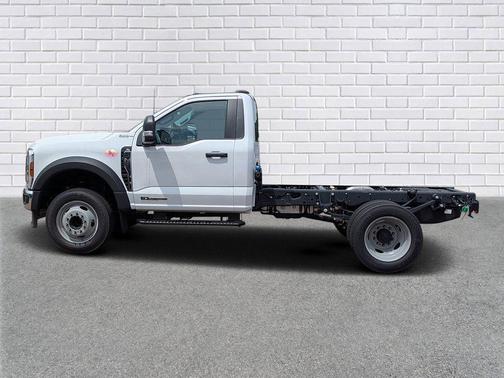 Oxford White 2026 Ford F-450 XL