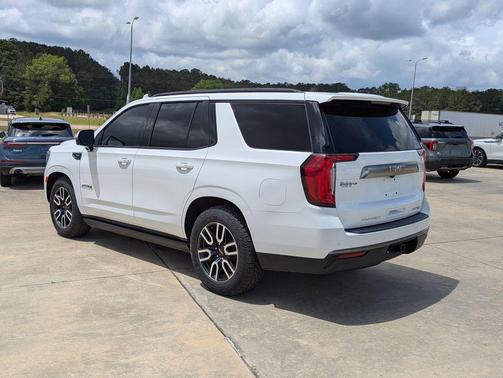 Summit White 2021 GMC Yukon 4WD AT4