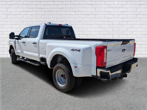 2024 Ford F-350 XLT