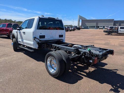 2025 Ford F-450 XL