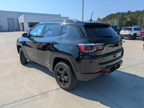 2023 Jeep Compass Trailhawk