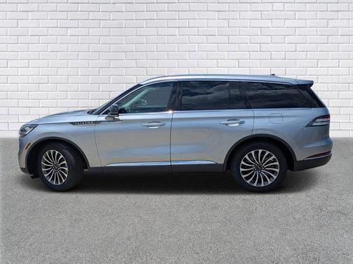 2022 Lincoln Aviator Standard