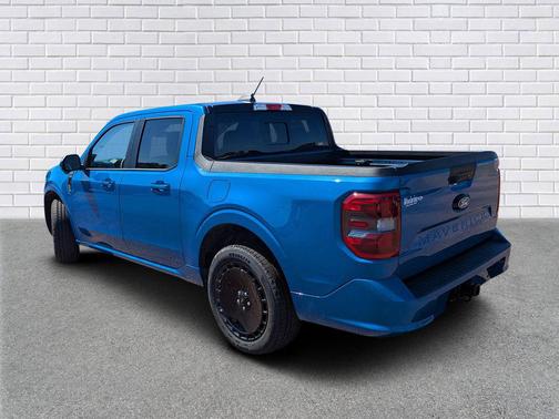 2025 Ford Maverick Lobo