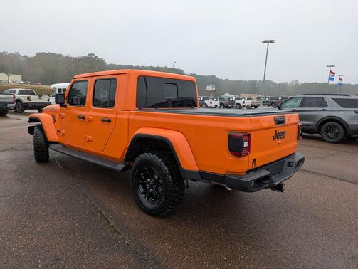 2025 Jeep Gladiator High Tide