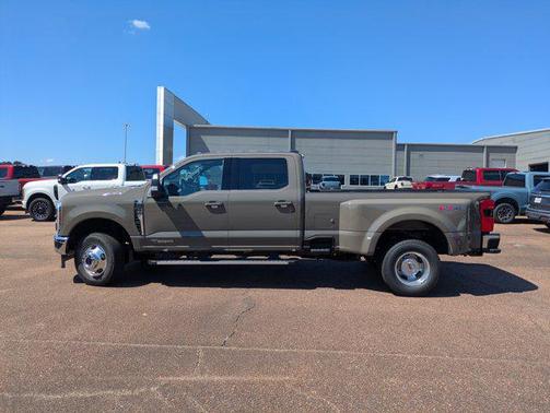 2026 Ford F-350 XLT