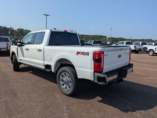 2026 Ford F-250 Lariat