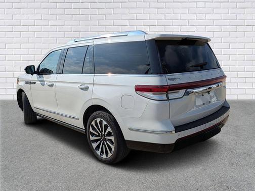 2022 Lincoln Navigator Reserve