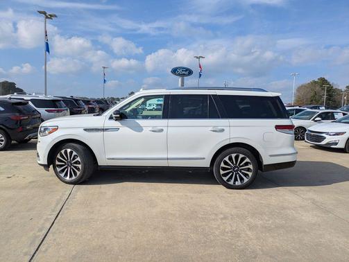 2022 Lincoln Navigator Reserve