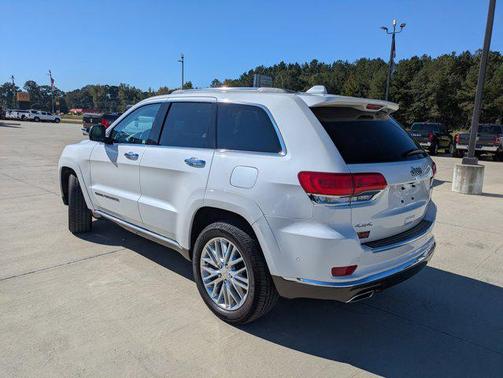 2018 Jeep Grand Cherokee Summit
