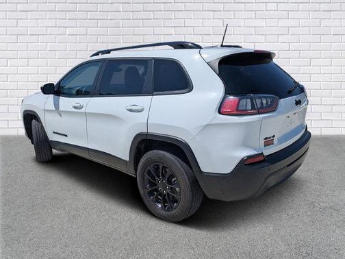 2023 Jeep Cherokee Altitude