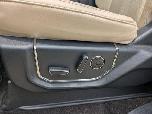 Dark Matter Metallic 2022 Ford Expedition Max Platinum