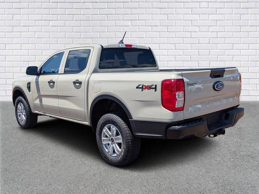 Desert Sand 2026 Ford Ranger XL
