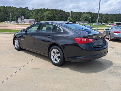 Ash 2023 Chevrolet Malibu FWD 1LT