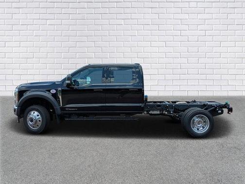 2025 Ford F-450 Lariat