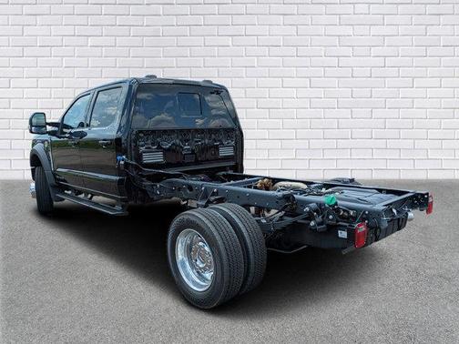 2025 Ford F-450 Lariat