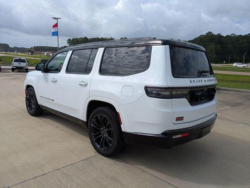 Bright White Clearcoat 2024 Jeep Grand Wagoneer Series II 4x4