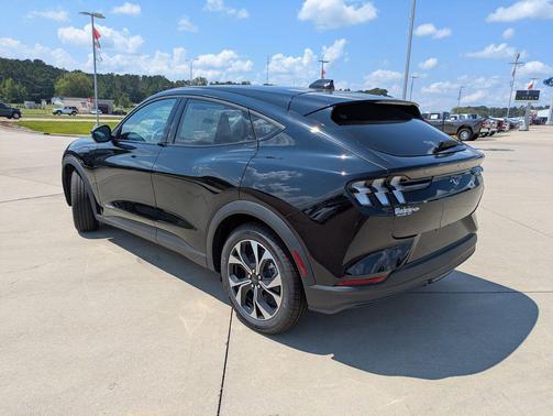 2025 Ford Mustang Mach-E Select