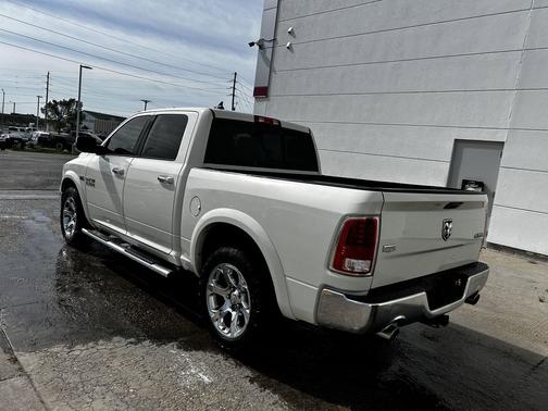 Pearl White 2016 RAM 1500 Laramie