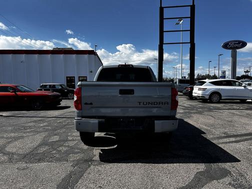 Cement 2021 Toyota Tundra SR5