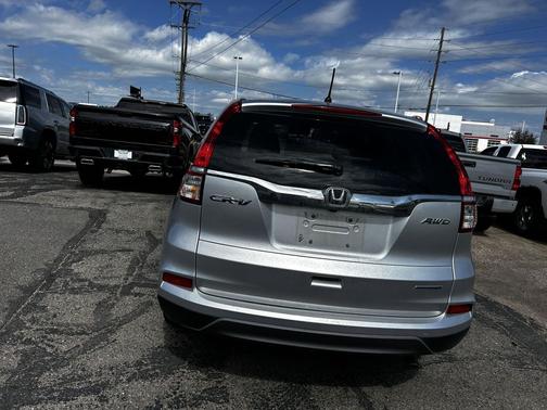 Alabaster Silver Metallic 2016 Honda CR-V SE