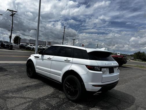 White 2017 Land Rover Range Rover Evoque HSE Dynamic
