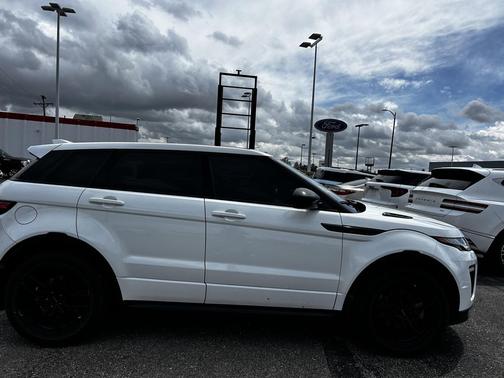 White 2017 Land Rover Range Rover Evoque HSE Dynamic