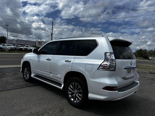 Starfire Pearl 2014 Lexus GX 460 Luxury