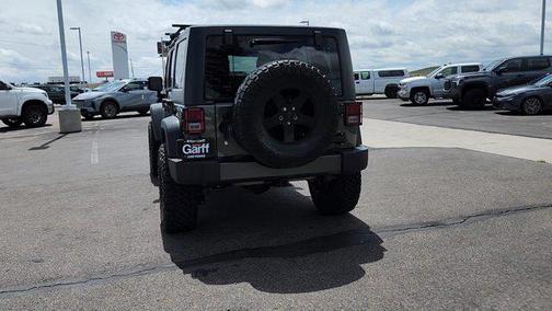 Granite Crystal Metallic Clearcoat 2017 Jeep Wrangler Big Bear