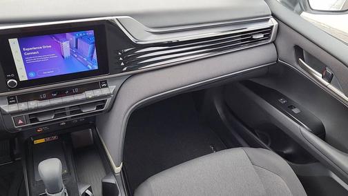 Ice Cap 2026 Toyota Camry LE