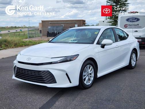 Ice Cap 2026 Toyota Camry LE