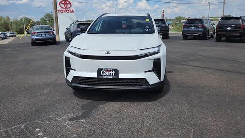 0089 2026 Toyota C-HR SE