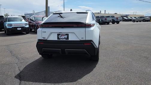 0089 2026 Toyota C-HR SE