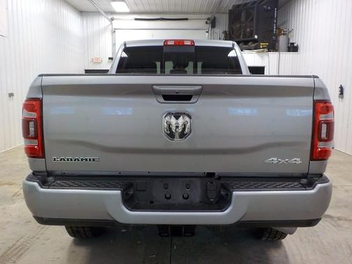 2024 RAM 2500 Laramie 4x4 Crew Cab 6'4'' Box