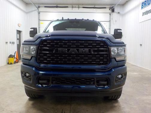 2024 RAM 3500 Big Horn 4x4 Crew Cab 6'4'' Box