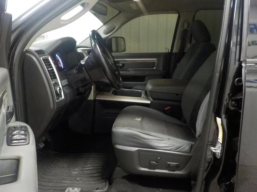 2018 RAM 2500 Big Horn 4x4 Crew Cab 6'4'' Box