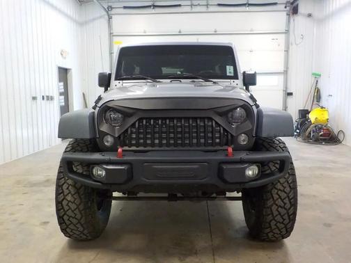 Silver 2014 Jeep Wrangler Unlimited Rubicon