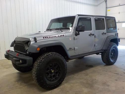 Silver 2014 Jeep Wrangler Unlimited Rubicon