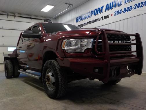 2022 RAM 3500 Big Horn 4x4 Mega Cab 6'4'' Box