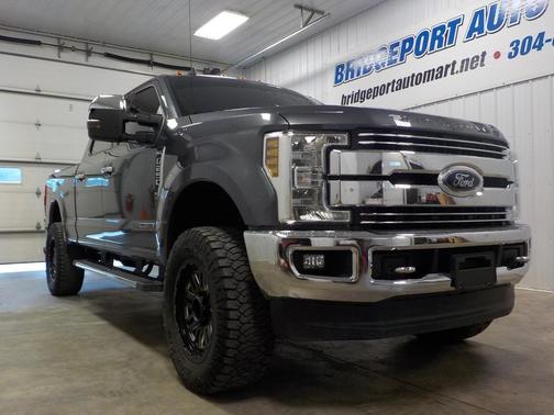 2019 Ford F-250 LARIAT 4WD Crew Cab 6.75' Box