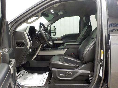 2019 Ford F-250 LARIAT 4WD Crew Cab 6.75' Box