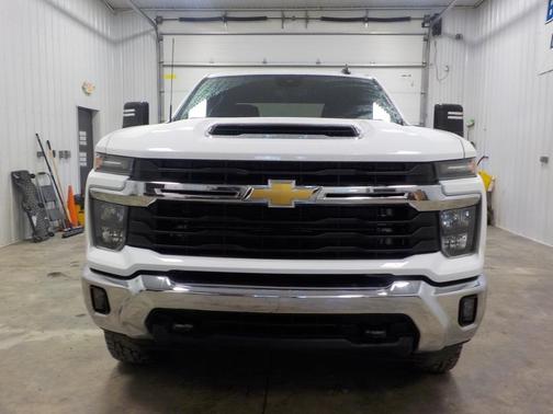 2024 Chevrolet Silverado 2500 LT